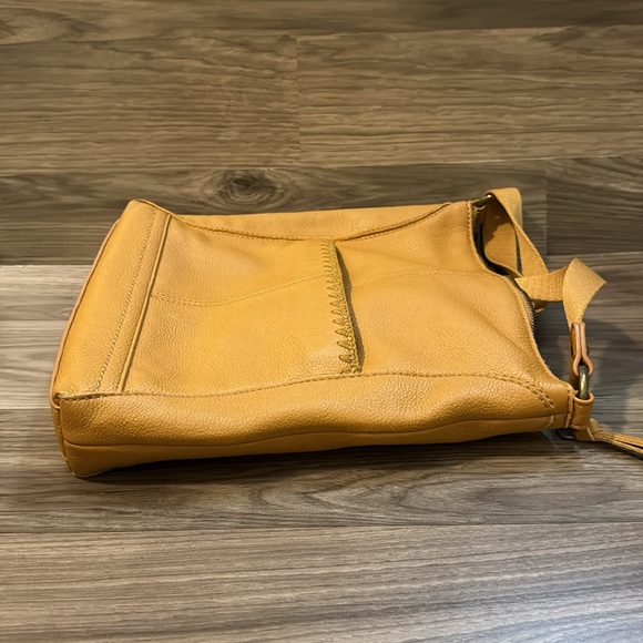 The Sak Pebbled Leather Golden Cognac Multi Pockets Zip Top Crossbody Handbag - Picture 16 of 17